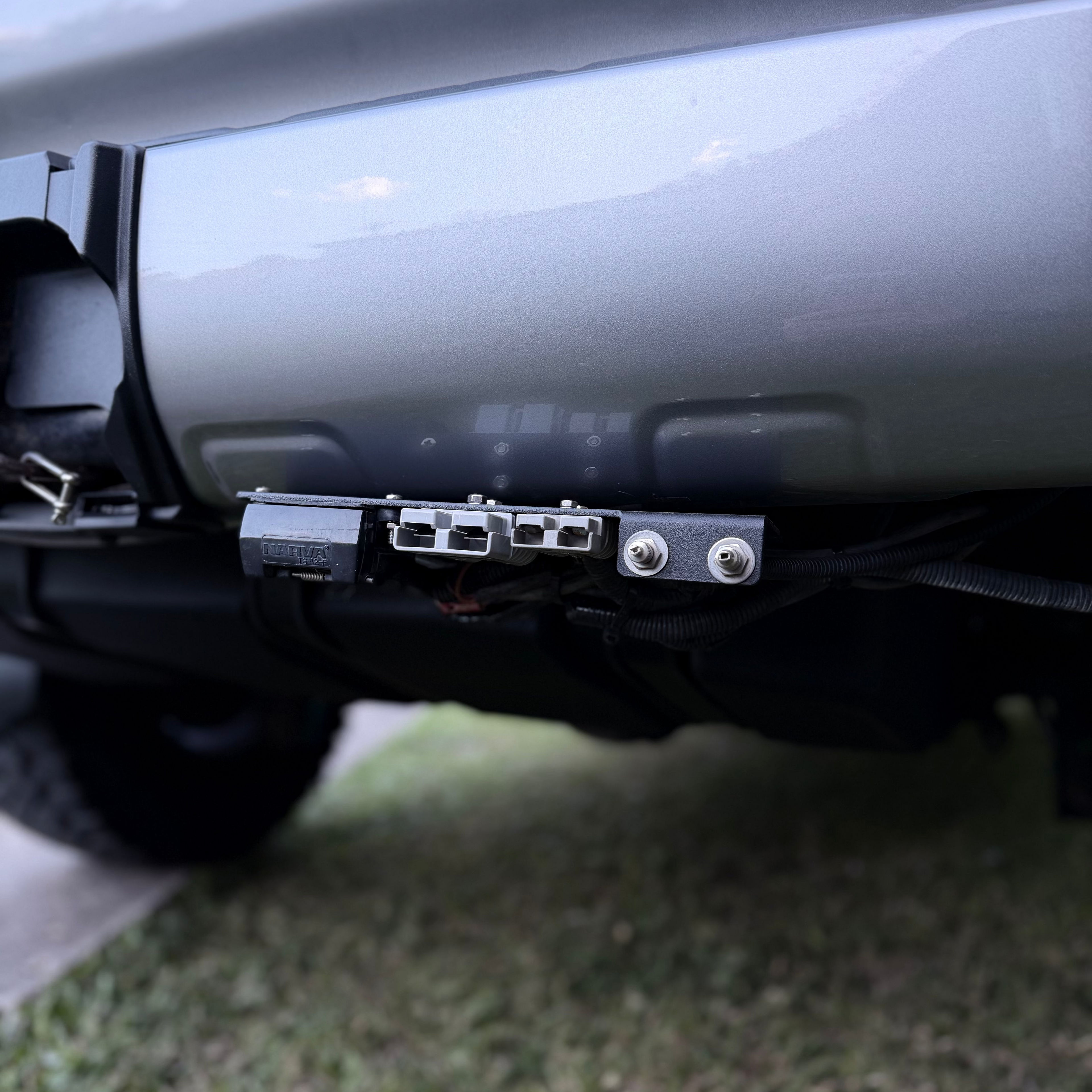 T&S Touring 200 Series Landcruiser Towing Accessory Bracket
