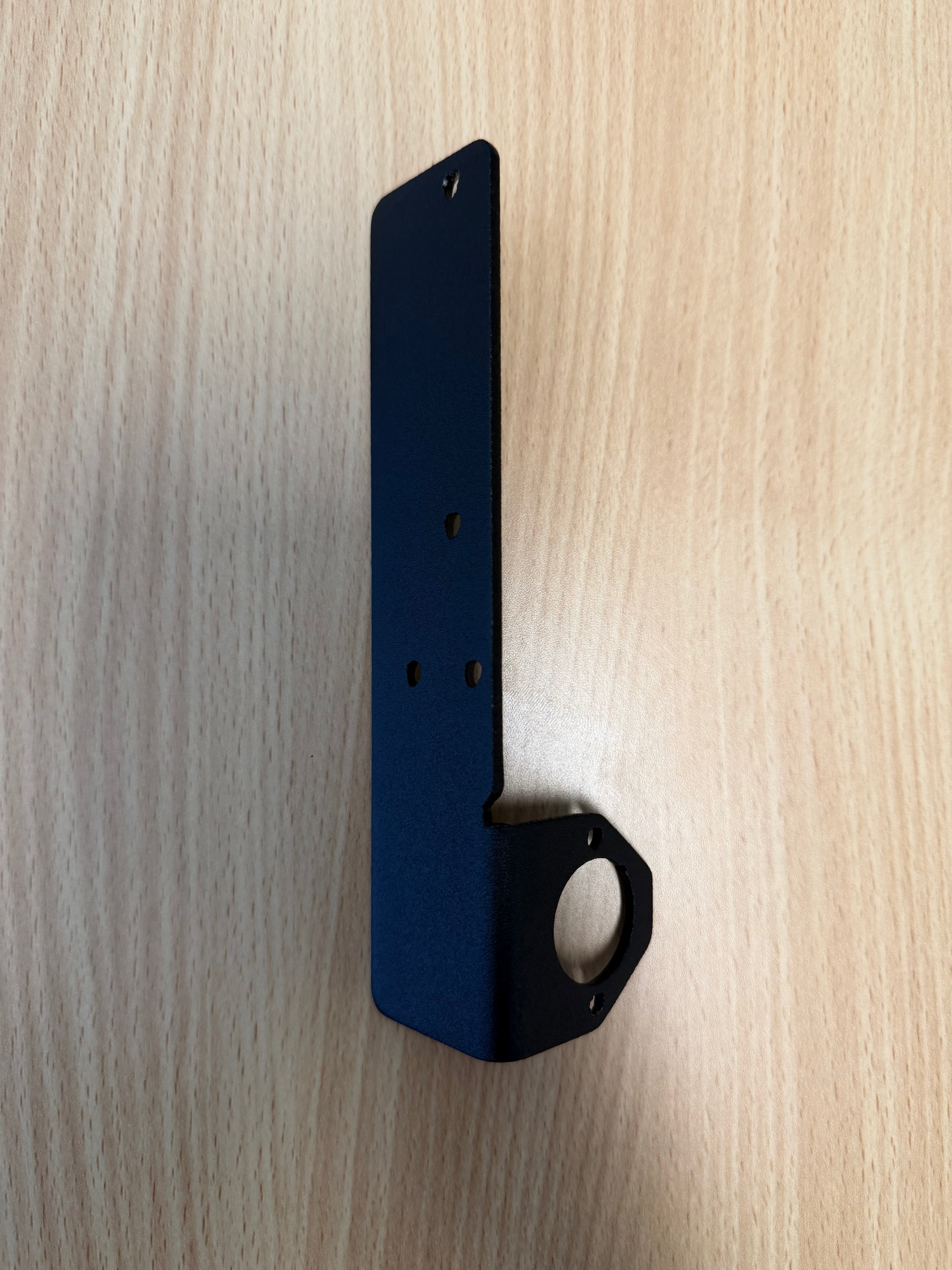 Universal 12pin, 50A Anderson + Safety Dave towing bracket